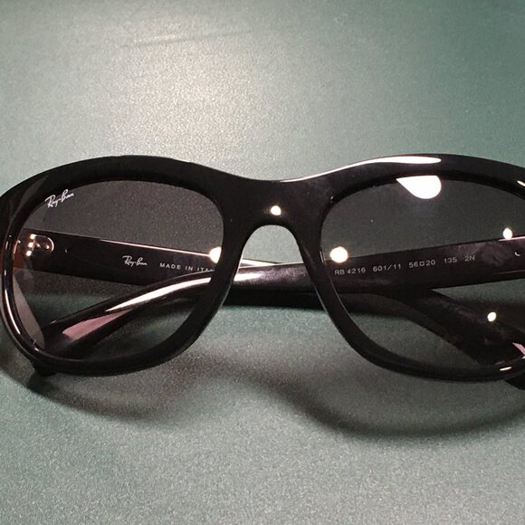 NEW Ray Ban 4216 sunglasses - Picture 1 of 7